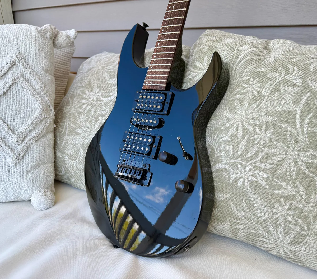 Cobran F-G1 photo 1 of 5