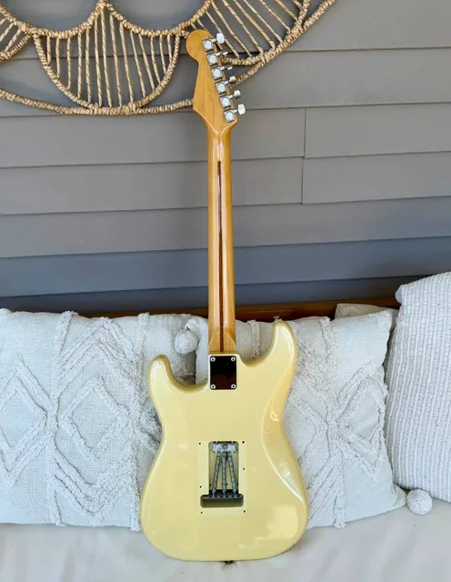 Squier II Stratocaster photo 2 of 8