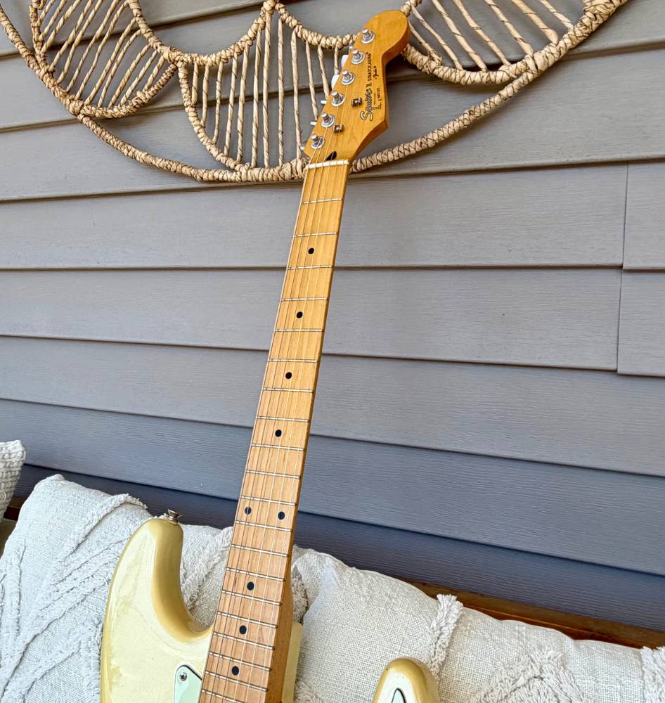Squier II Stratocaster photo 3 of 8