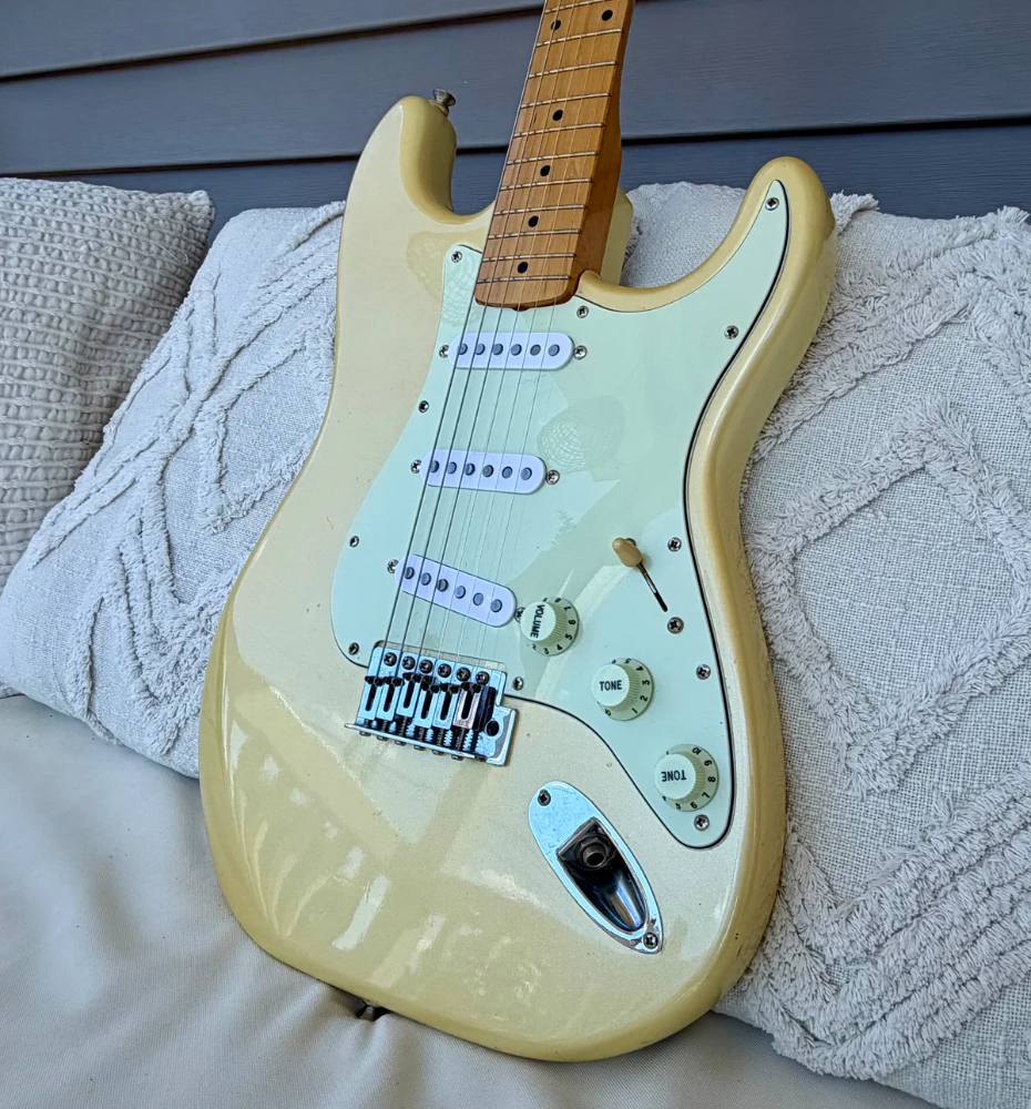 Squier II Stratocaster photo 5 of 8